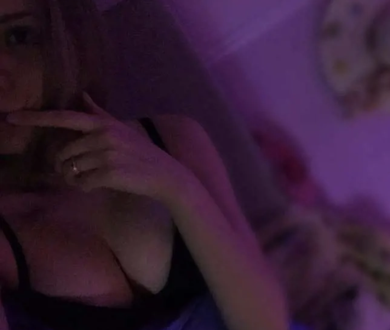 Web de senzație cu UCRAINEANCA MINIONA!!!